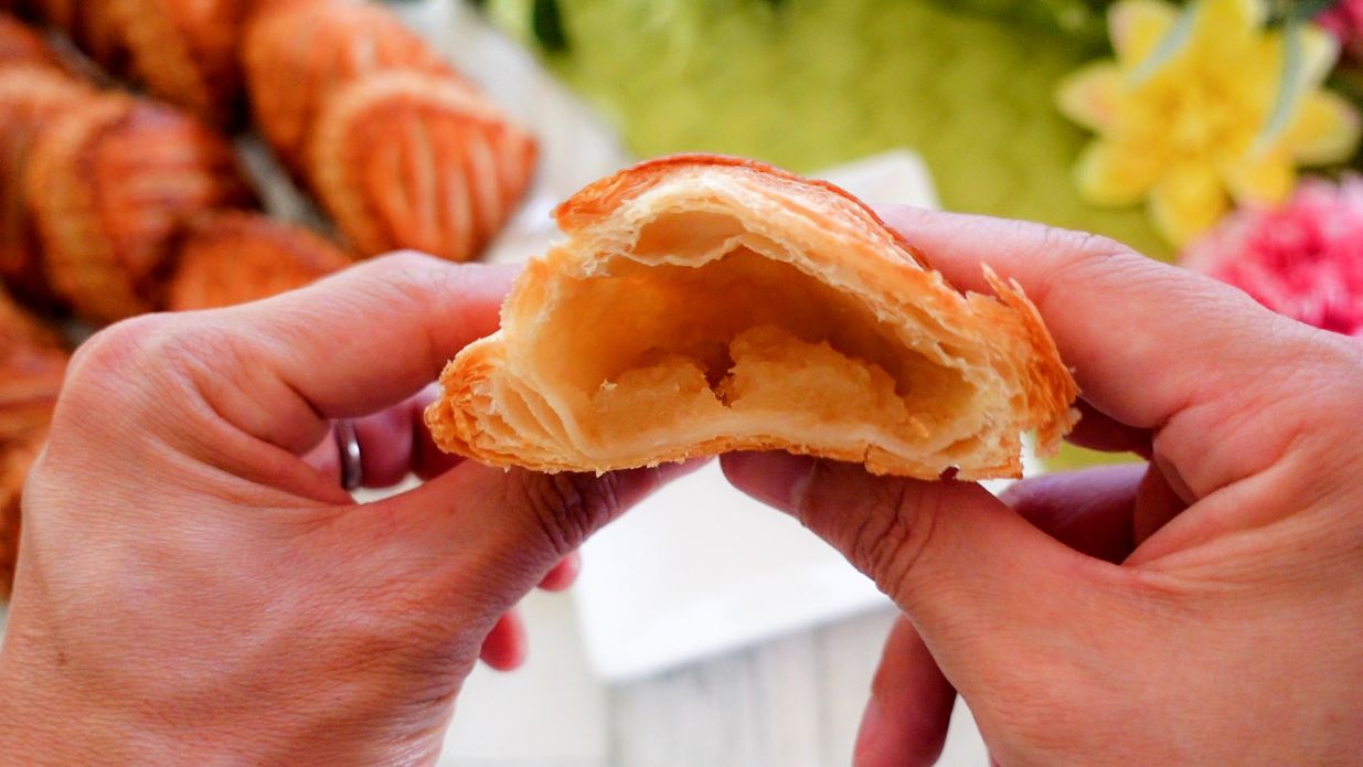 コストコ「アップルターンオーバー」はパリッとした食感とりんごの風味が最高！温め方や冷凍保存も紹介 ぱるとよ